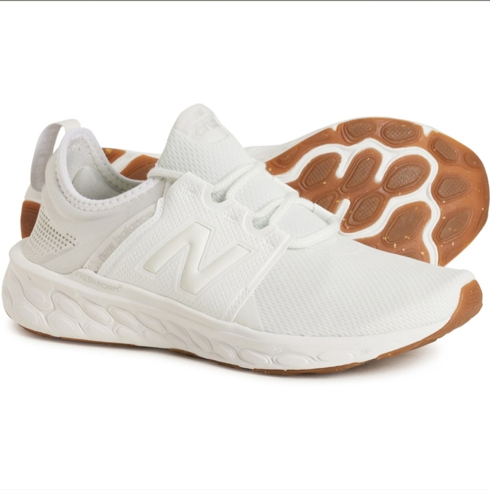 New Balance Women's White Sneakers (Brand New)